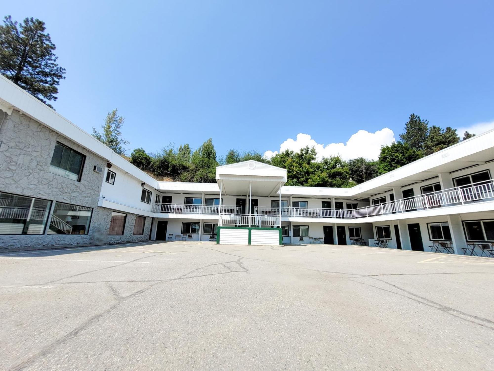 The Villager Inn Princeton Motel Exterior foto